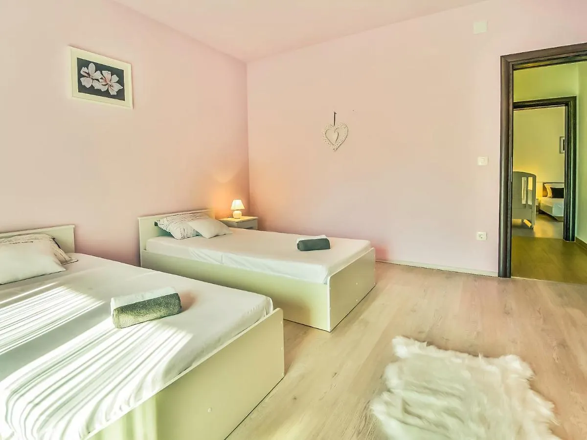 Holiday Home Anic By Interhome Smilcic
