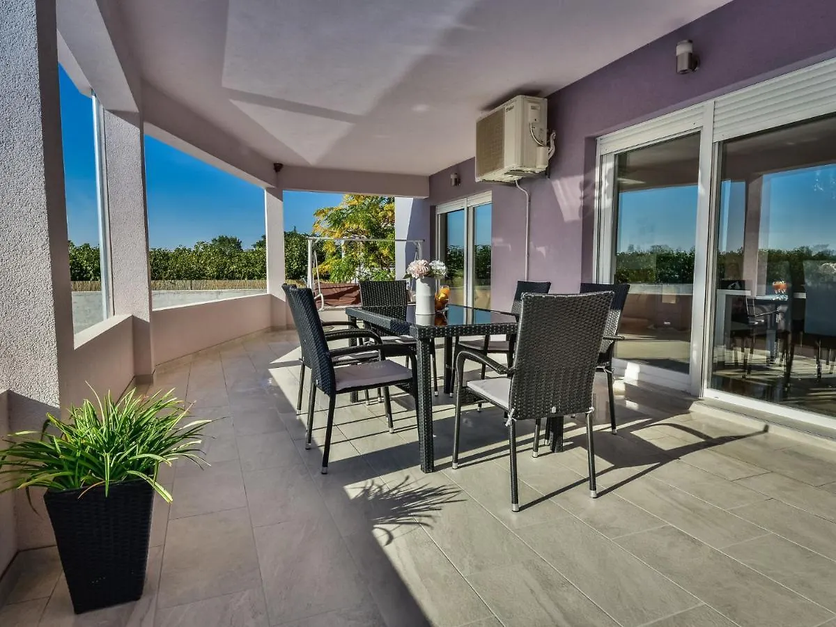 Holiday Home Anic By Interhome Smilcic
