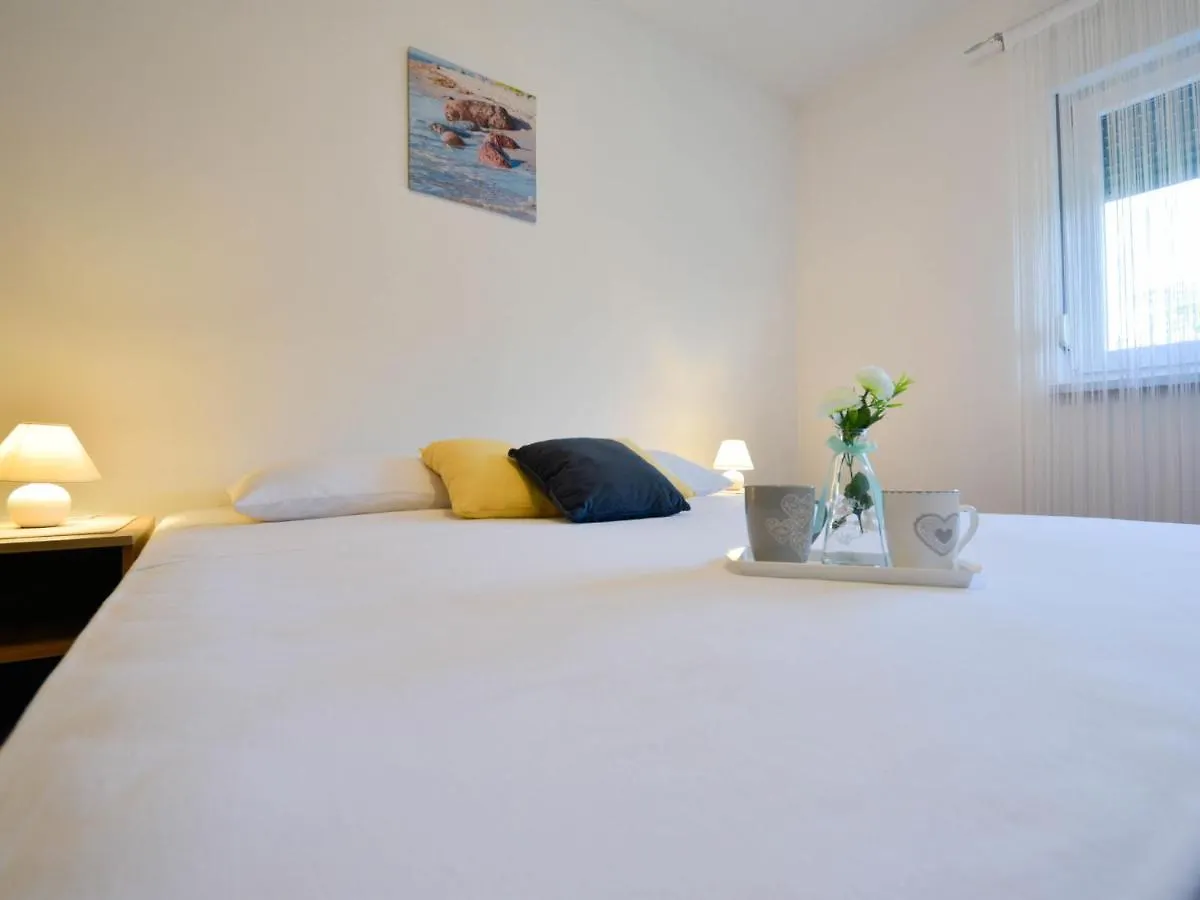 Holiday Home Anic By Interhome Smilcic